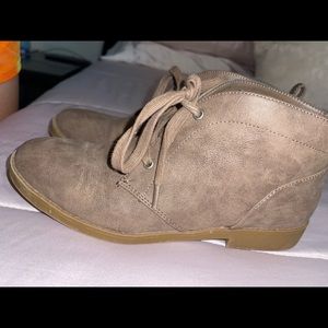 Brown ankle shoes